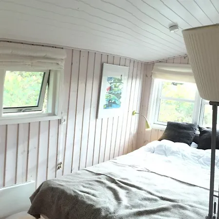Holiday home Stygg Knebel