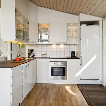 Vakantiehuis Stygg - 400m From The Sea By Interhome *
